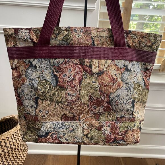 Vintage Handbags - Vintage Bovano Cat Tapestry Shoulder Bag Laptop Fits Tote Purse
